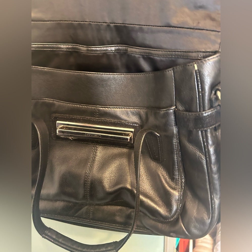 Coach Taylor Leather Satchel Black Shoulder Bag Crossbody F26781 - Picture 8 of 15